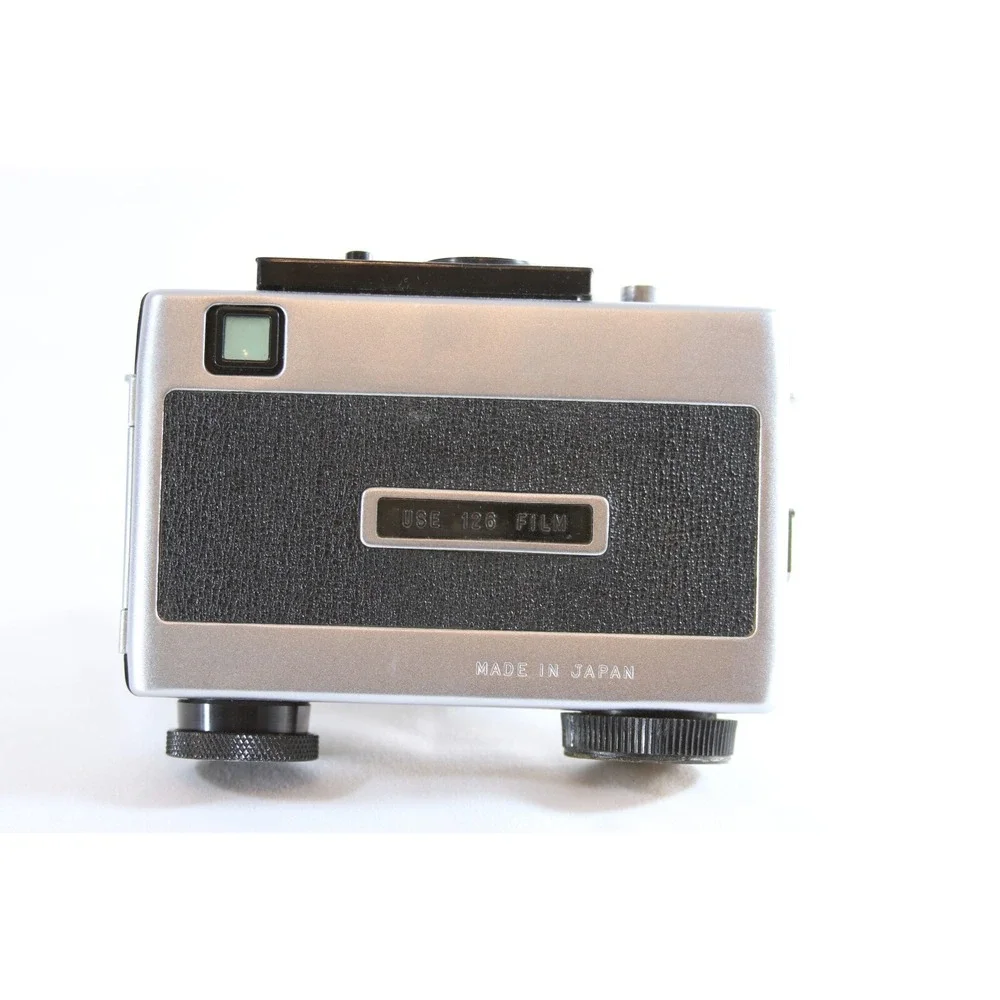 Ricoh 126 C Automatic Film Camera Rikenon 40mm f2.8 Lens Silver Japan Vintage
